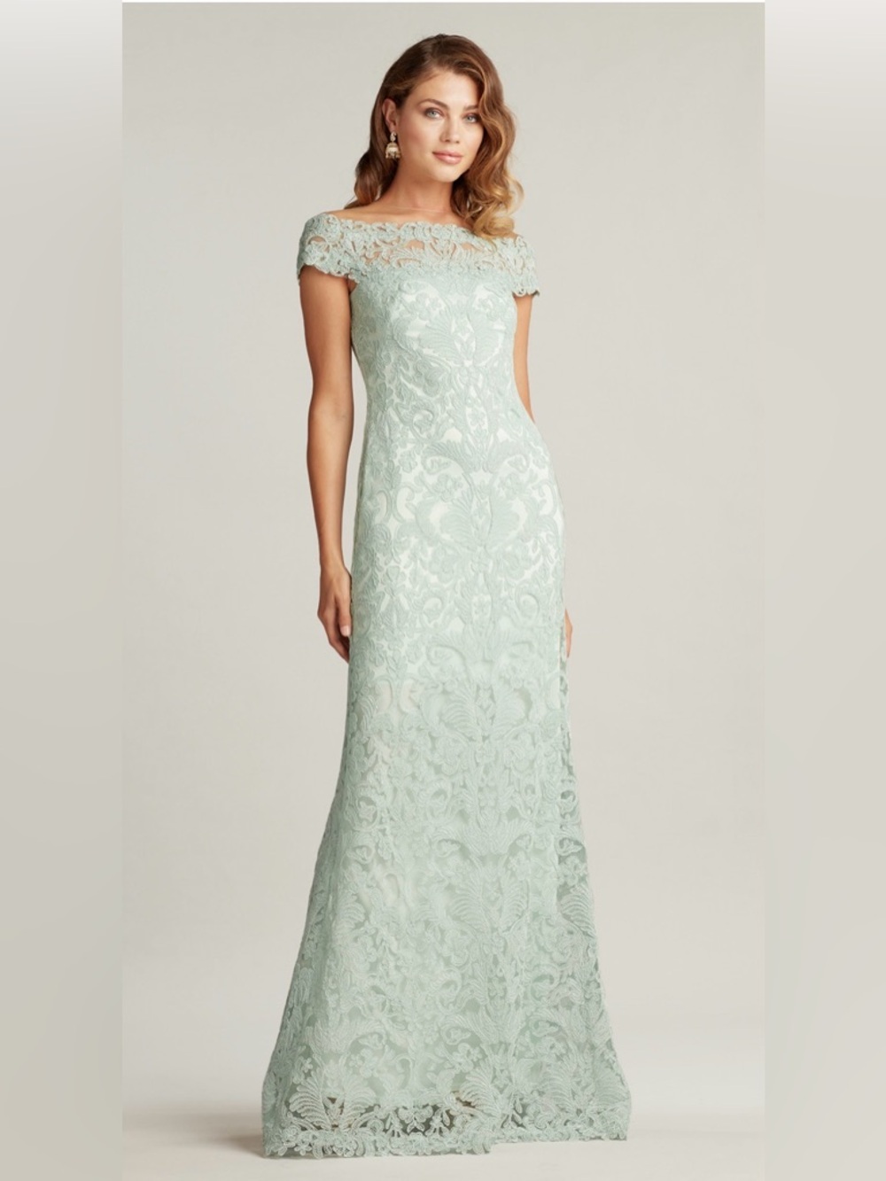 Tadashi Shoji Embroidered Formal Gown Long Dress 16 Mother of the Bride Gala